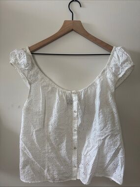 GAP • White Eyelet Button-Front top